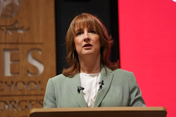 Rachel Reeves warns of ‘cost to British families and businesses’ of Iran war