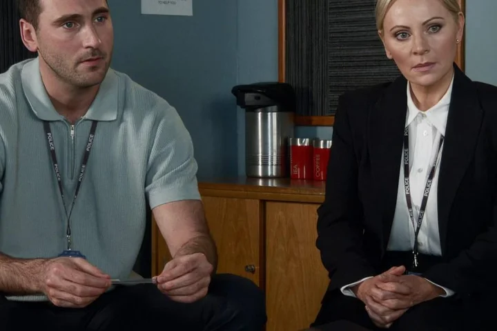 Lisa armed with evidence to bring down Kit for good in Coronation Street