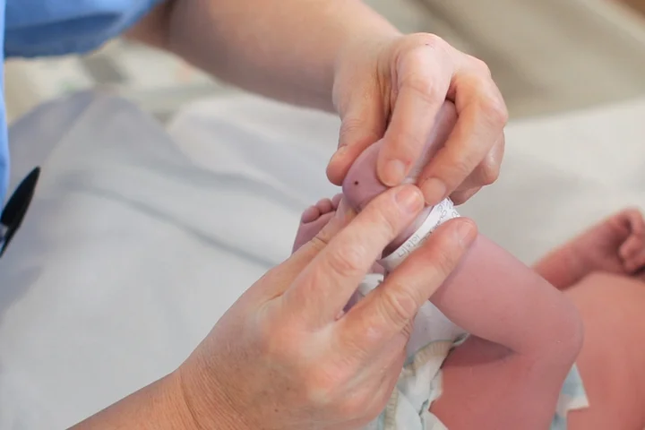Heel prick test to screen for two more rare conditions