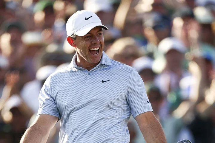 McIlroy comes good to successfully defend Masters title