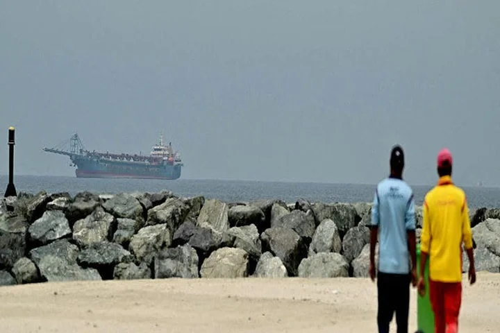 U.S. set to begin Iranian ports blockade and partial Strait of Hormuz blockade