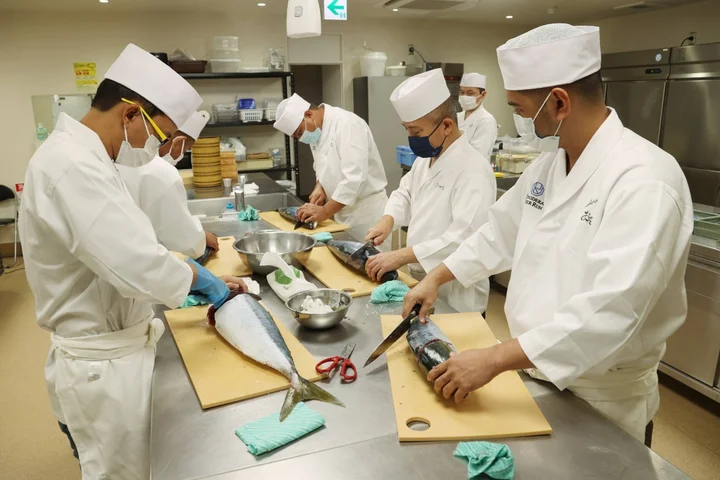 Japan freezes visa applications for foreign restaurant workers