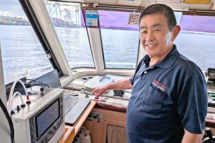 Tourism operator in Okinawa bets on corals as carbon absorber