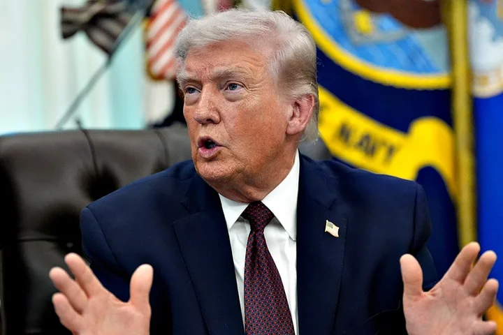 Appeals court lets Trump resume White House ballroom construction, seeks lower court clarity