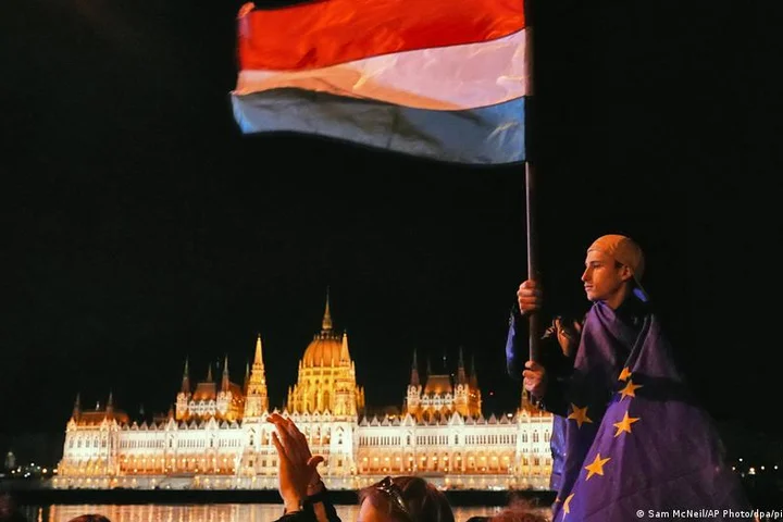 EU applauds Hungary’s election result