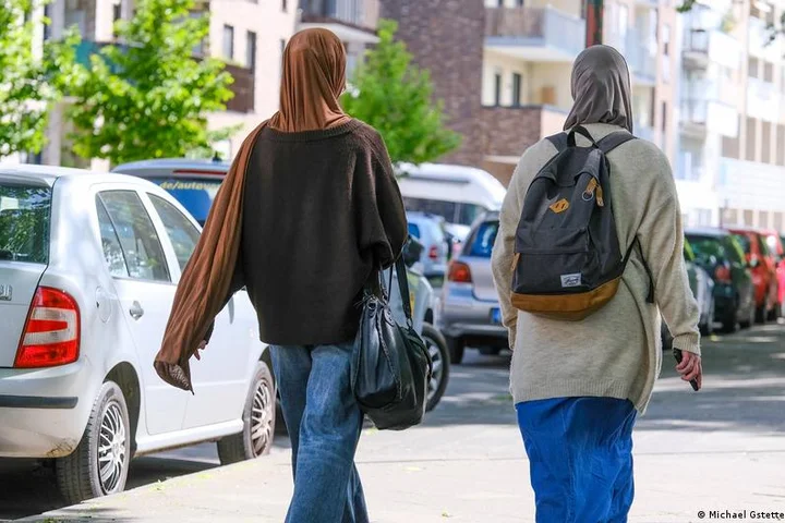 1 in 4 residents has 'immigration history'