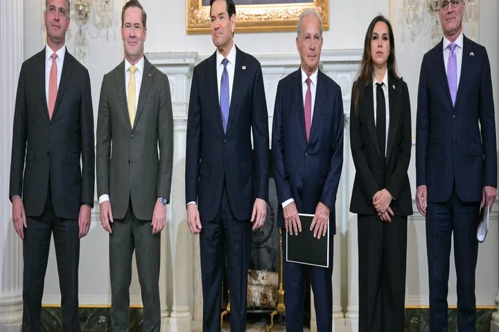 Iran war continues with U.S. blockade of ports; Lebanon and Israel hold direct talks