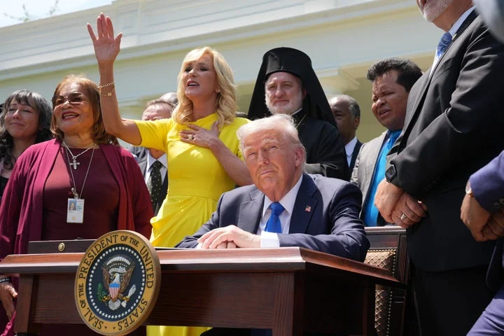 Federal workers can’t escape religious messages from their bosses: ‘This has never happened before’