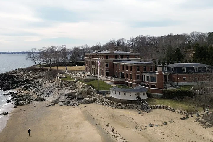 Suspect arrested after housekeeper tied up, attacked in Massachusetts mansion heist