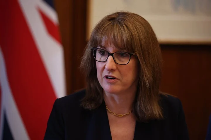 Chancellor to hold talks with US counterpart after strong criticism of Iran war