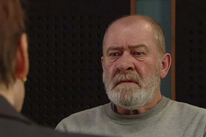 Bear erupts at police as he is hit with the most appalling accusation yet in early Emmerdale ITVX release