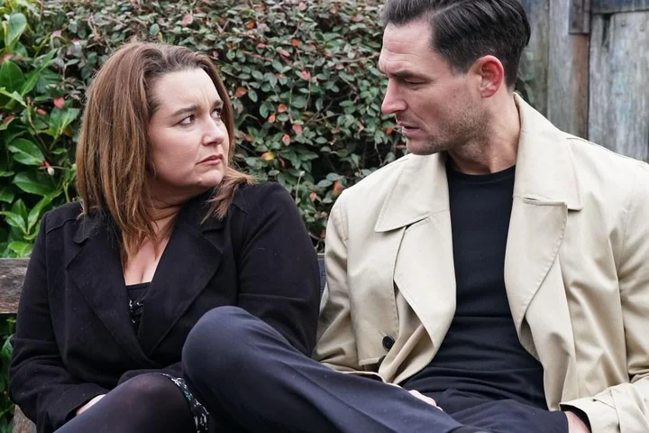 EastEnders confirms who is blackmailing Vicki and she is left reeling