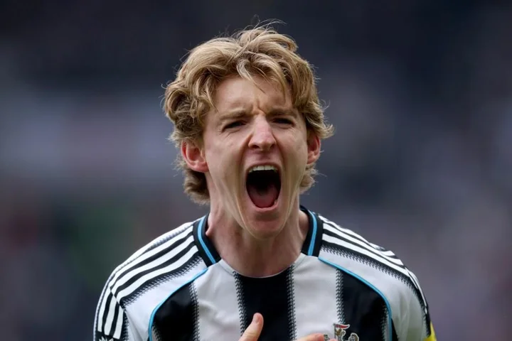 Anthony Gordon makes transfer decision after Arsenal and Bayern Munich interest