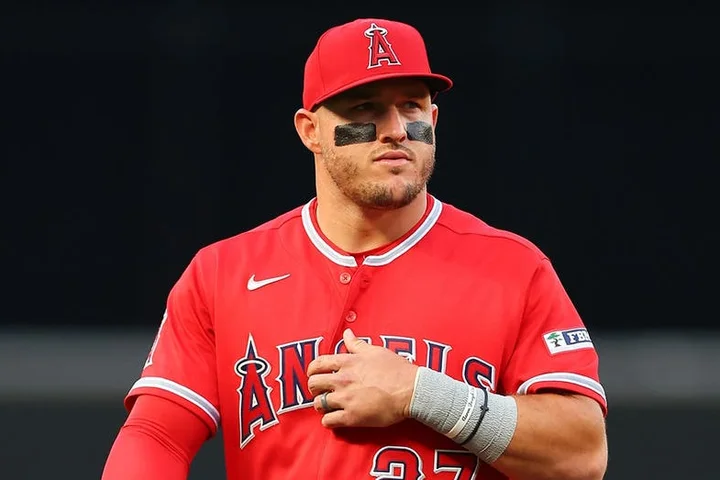 Mike Trout's torrid Angels series vs Yankees ends in historic fashion after he blasts fifth home run