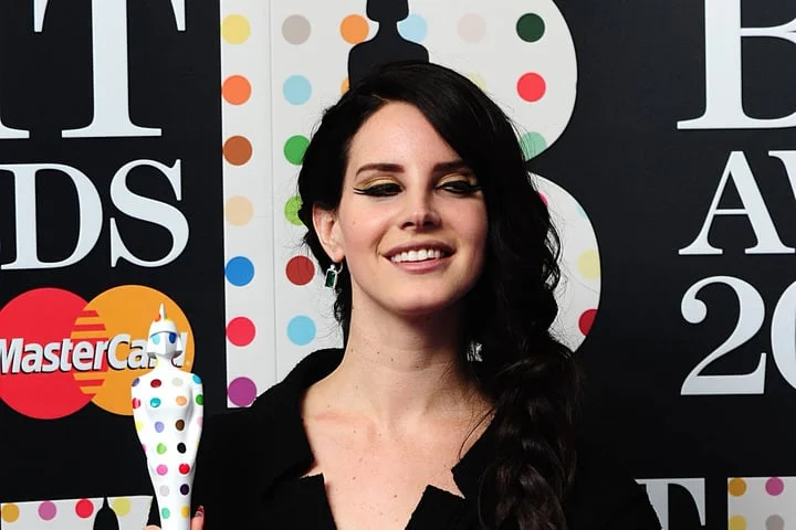 Video Games: Lana Del Rey releases James Bond computer game theme