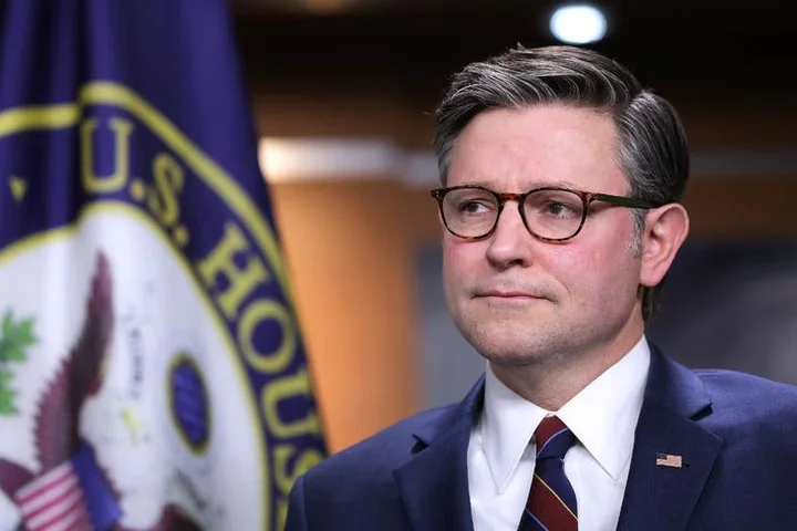 House punts Trump spy powers extension after conservatives block deal, forcing end-of-month showdown