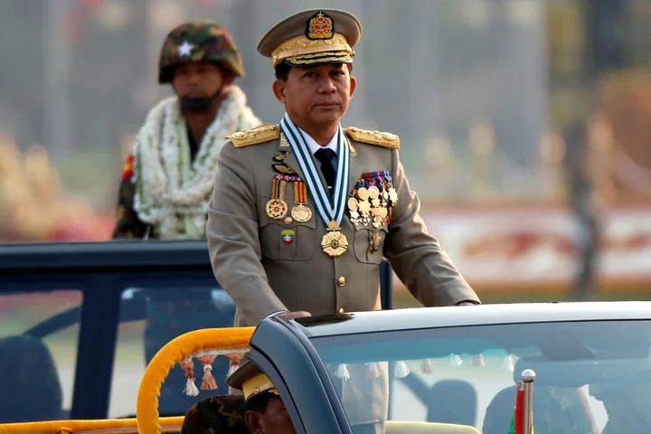 Myanmar pardons over 4,000 prisoners, including deposed president