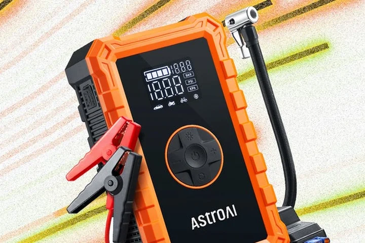 The AstroAI Cordless Car Jump Starter and Air Compressor (Tire Inflator) Drops to $35 at Amazon