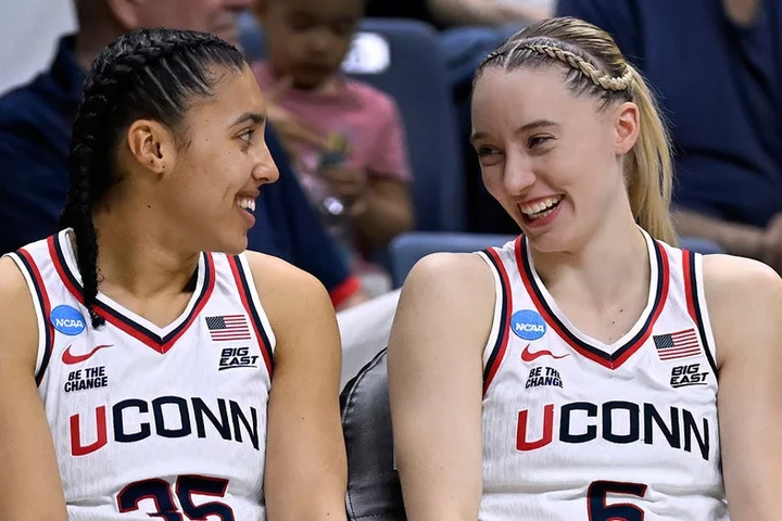 WNBA team's public relations staff shuts down reporter's question about players' relationship