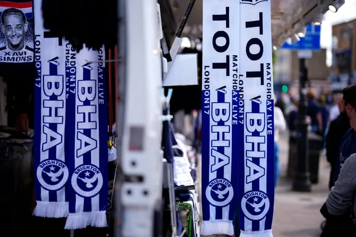 Premier League match stream, latest score, goal updates and fan reaction