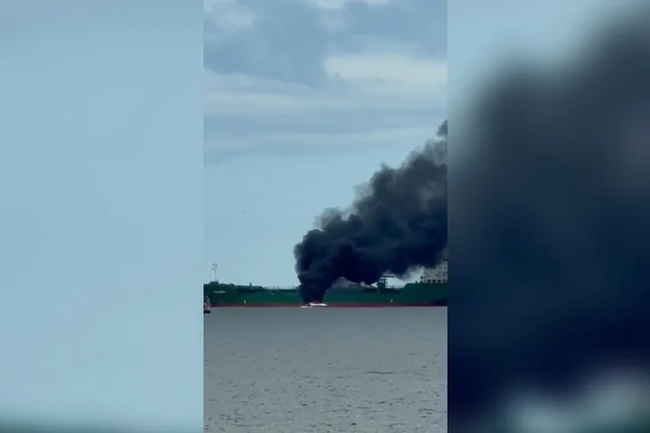 Four people rescued from boat fire off Dún Laoghaire