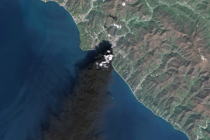 Ukraine strikes two Russian refineries, Baltic Sea port