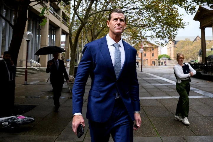 Smith denies committing war crimes in Afghanistan: ‘Proud of my service’