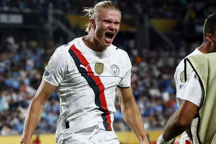 Manchester City vs. Arsenal prediction, odds, expert picks for crucial Premier League showdown Sunday