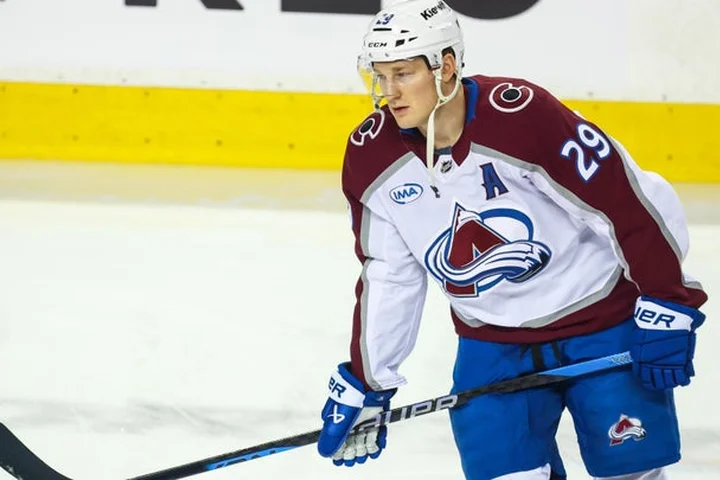 Avalanche vs. Kings odds, prediction: 2026 NHL playoff picks, Game 1 best bets from proven model