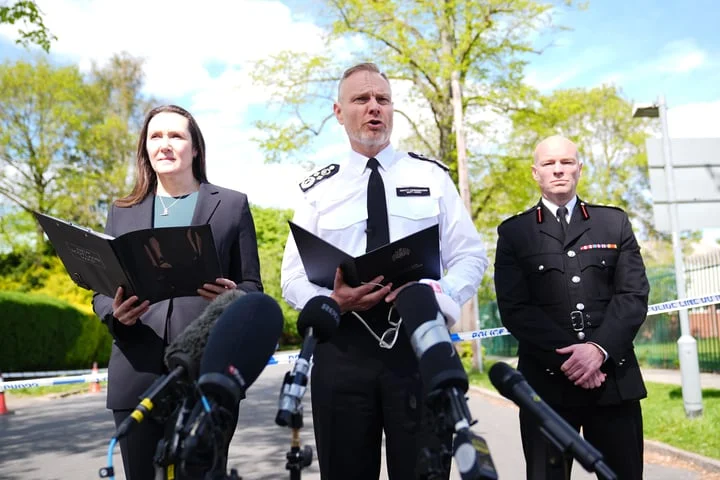 Drones deployed over London to protect Jewish community as two teenagers arrested over synagogue arson attack
