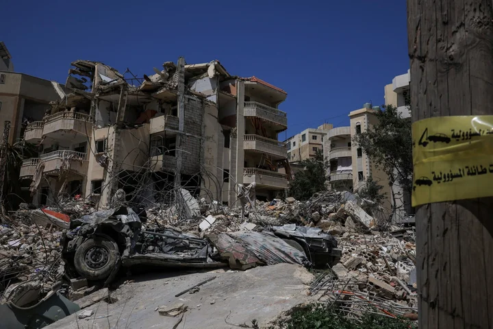 To stay or to go? No good options for Lebanon’s displaced