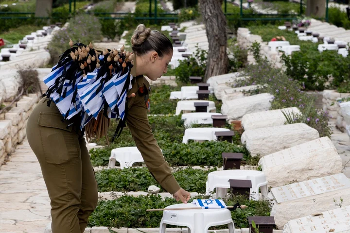 Palestinians not welcome as Israel marks Memorial Day