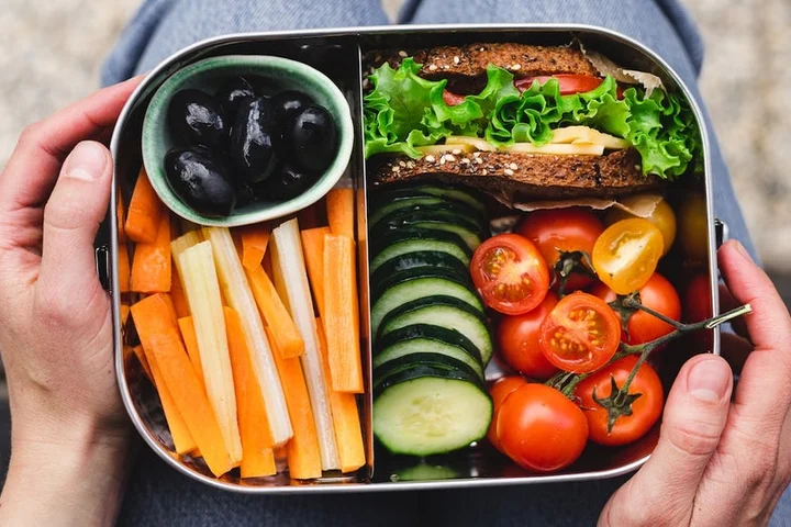 Healthy diets spark lung cancer risk in non-smokers as pesticides loom