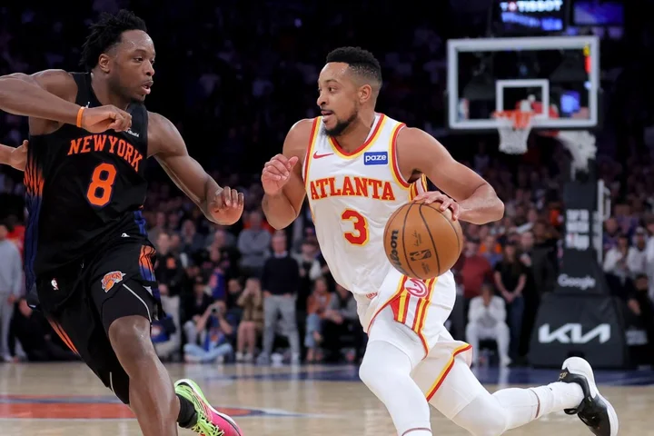 CJ McCollum, Hawks rally late to shock Knicks in Game 2 of NBA playoffs