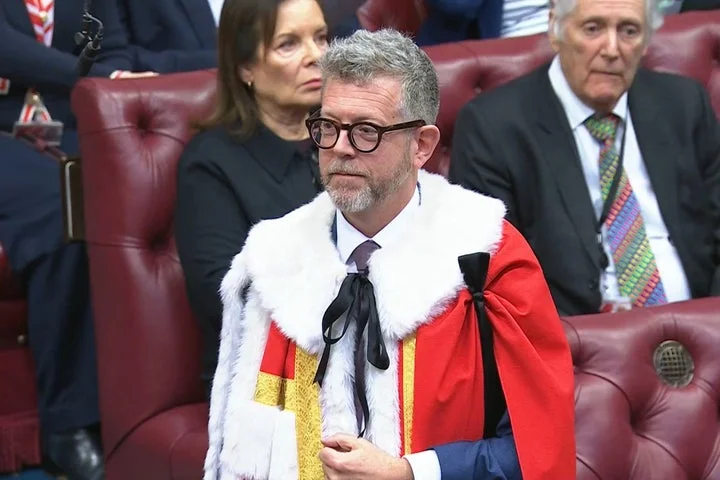 No 10 ‘secretly pushed Olly Robbins to give ambassador job to disgraced Starmer aide’