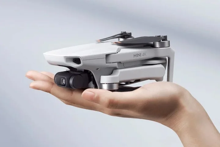 The Beginner-Friendly DJI Mini 4K Drone Fly More Combo With Extra Batteries Has a 30% Price Drop