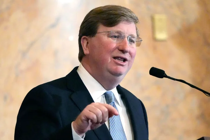Mississippi governor says he will call special session to redraw district maps after SCOTUS ruling