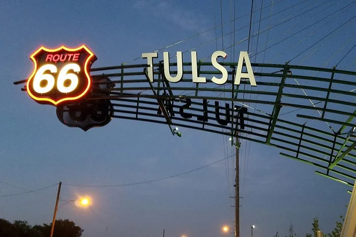 Fox News' Steve Doocy travels Route 66, uncovers the stories that built America over a century