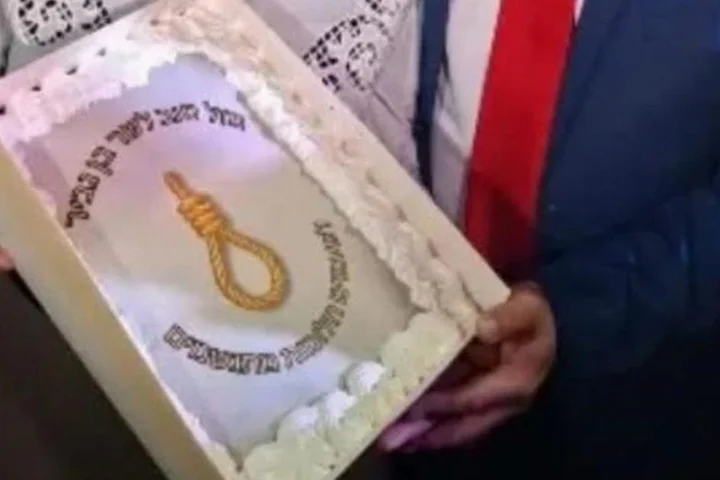 Top Israeli politician celebrates 50th birthday with noose cake