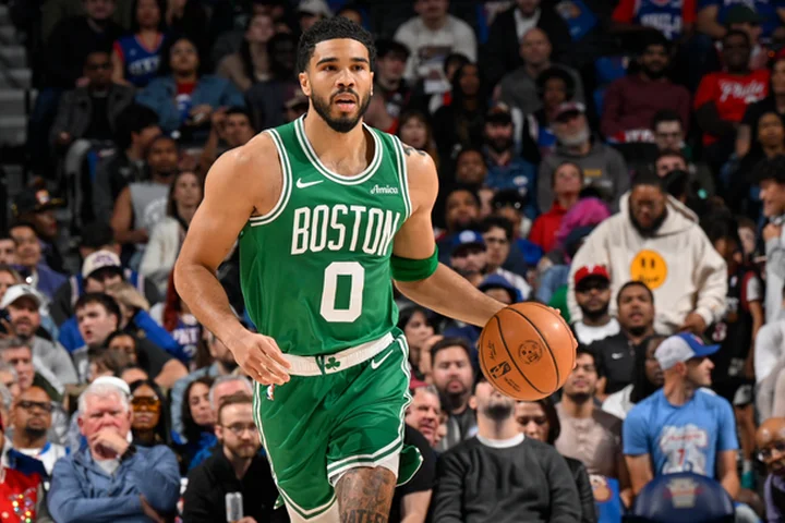 Jayson Tatum out for Celtics' pivotal Game 7 vs. 76ers with 'left knee stiffness'