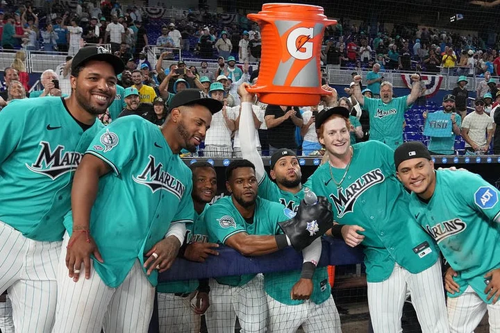 Marlins pitcher Janson Junk's scoreless streak makes Miami the pick against struggling Aaron Nola