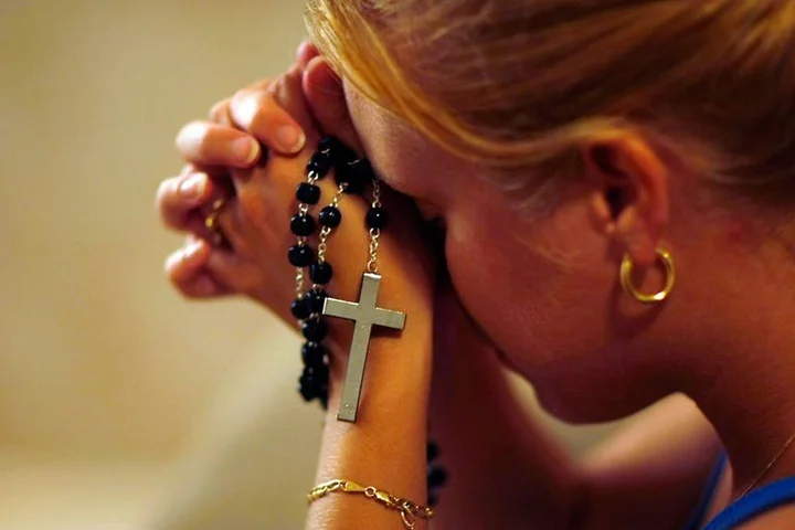Gen Z flocking to Catholic churches in NYC for youth groups, social events amid conversion boom