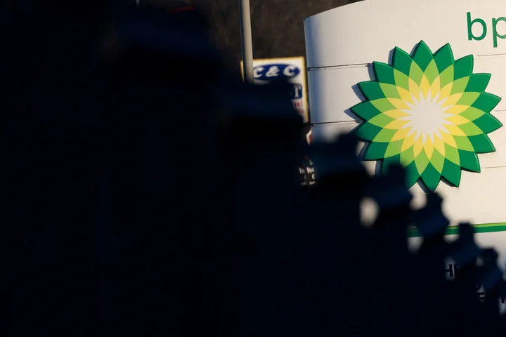 States should tax windfall oil profits to fund their way out of crisis
