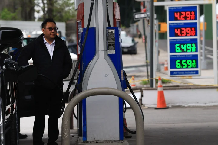 US petrol prices 50 percent higher than before war on Iran