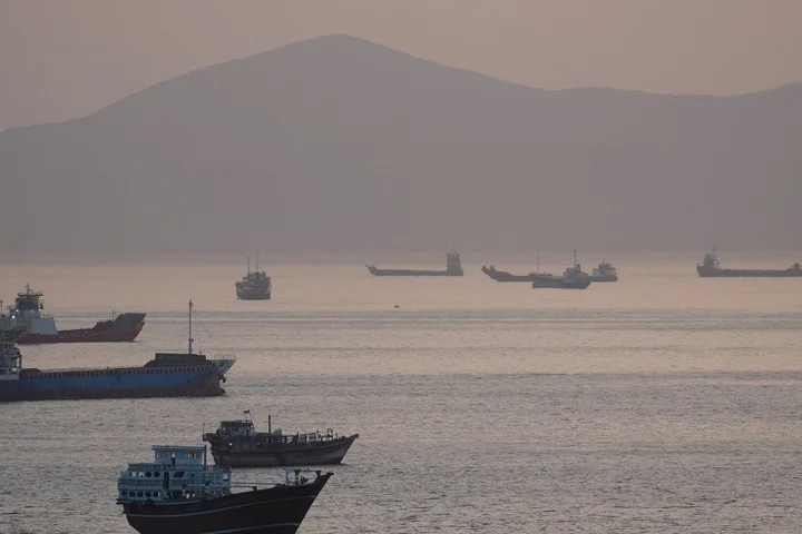 Strait of Hormuz passage to be ensured after US pauses operation