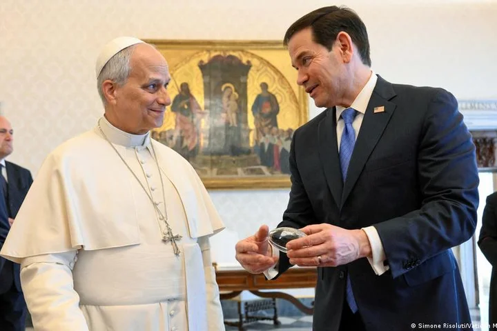 Marco Rubio meets Pope Leo at the Vatican