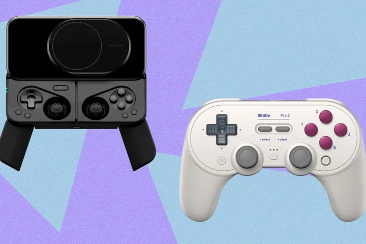 The Best Mobile Gaming Controllers for iPhone and Android (2026)