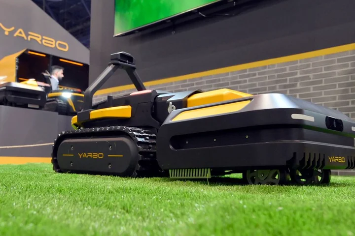 Hackable Robot Lawn Mower Unlocks a New Nightmare