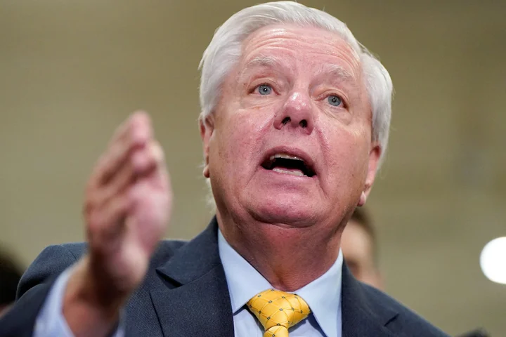 Trump backs Pakistan as Iran mediator after criticism from Lindsey Graham
