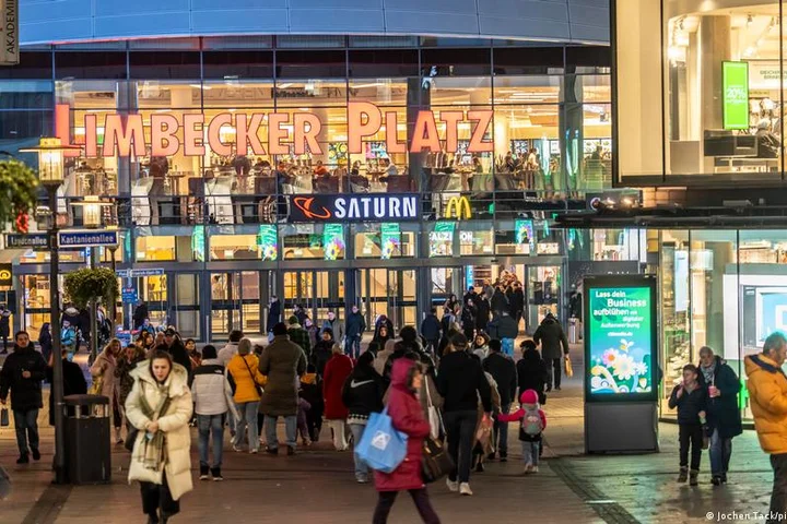 1-in-6 retailers fear for future